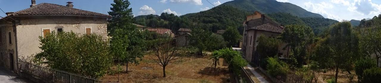 La Bottega Del Fabbro Affitto Breve Villa Contigliano Exterior photo